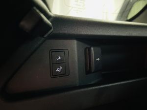 LAND ROVER DISCOVERY SPORT R-DYNAMIC HSE MHEV - 7411 - 4