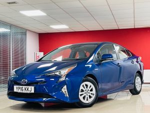 TOYOTA PRIUS VVT-I BUSINESS EDITION PLUS - 7384 - 3