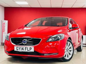 VOLVO V40 T4 SE LUX NAV - 7352 - 3